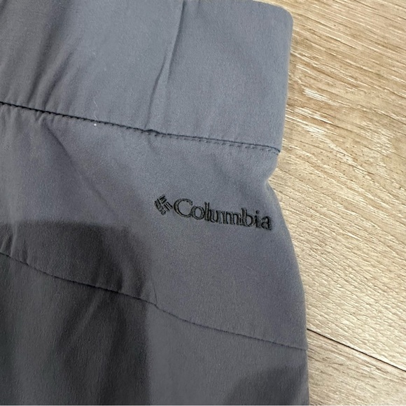 Women’s gray Columbia shorts XL - Picture 6 of 6